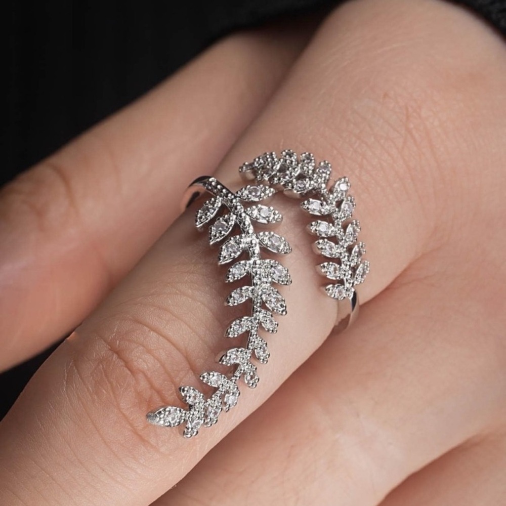 ANGIE RING - Picture 7 of 9